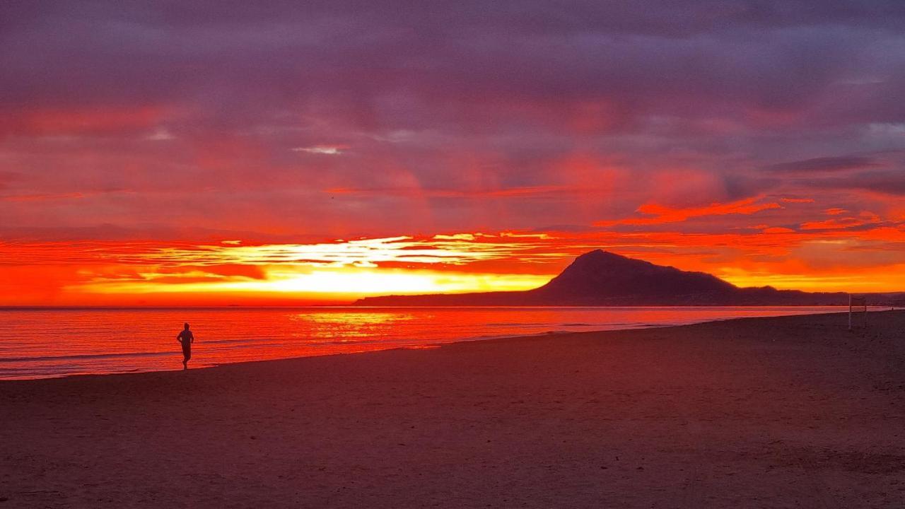 Hello Piles Beach Javier エクステリア 写真